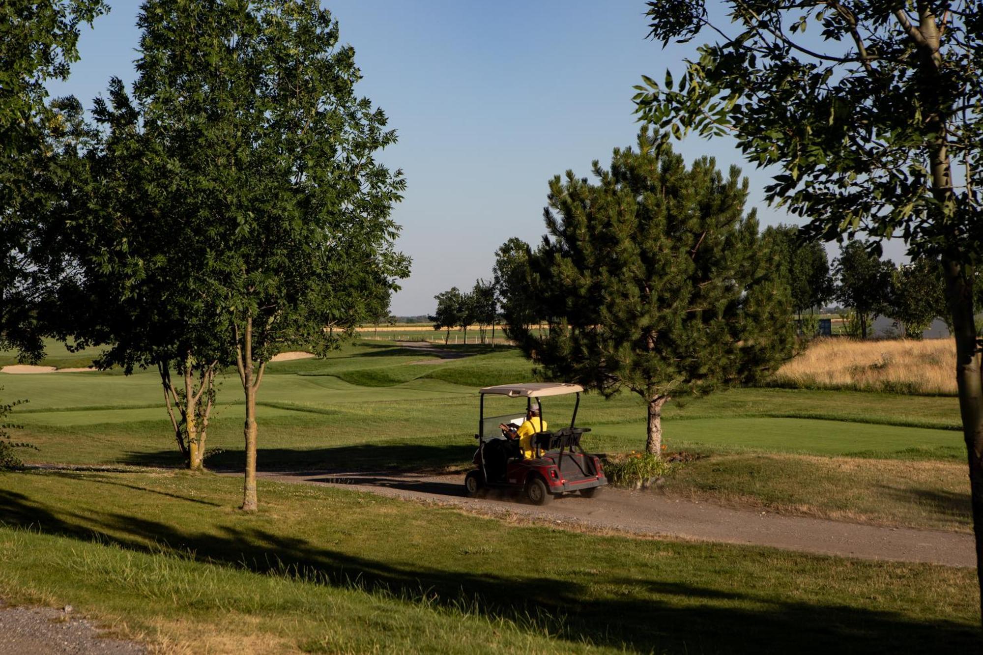 Aparthotel Green Resort Hruba Borsa Buitenkant foto